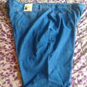 Capris pants